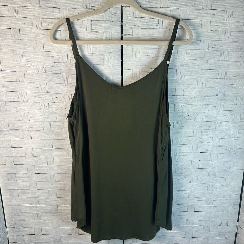 Torrid camisole tank top adjustable straps hunter green layering piece plus size